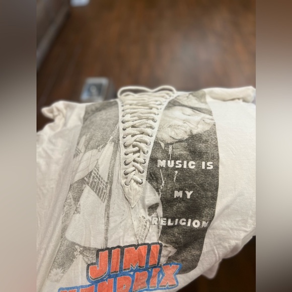 Jimi Hendrix Shirt with Rope Detail - Picture 5 of 6